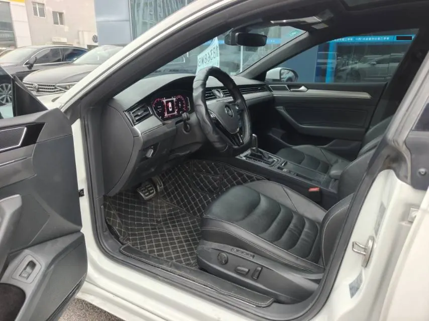 Volkswagen 2020 CC 2.0TSI 330TSI beauty version of automatic gear 7