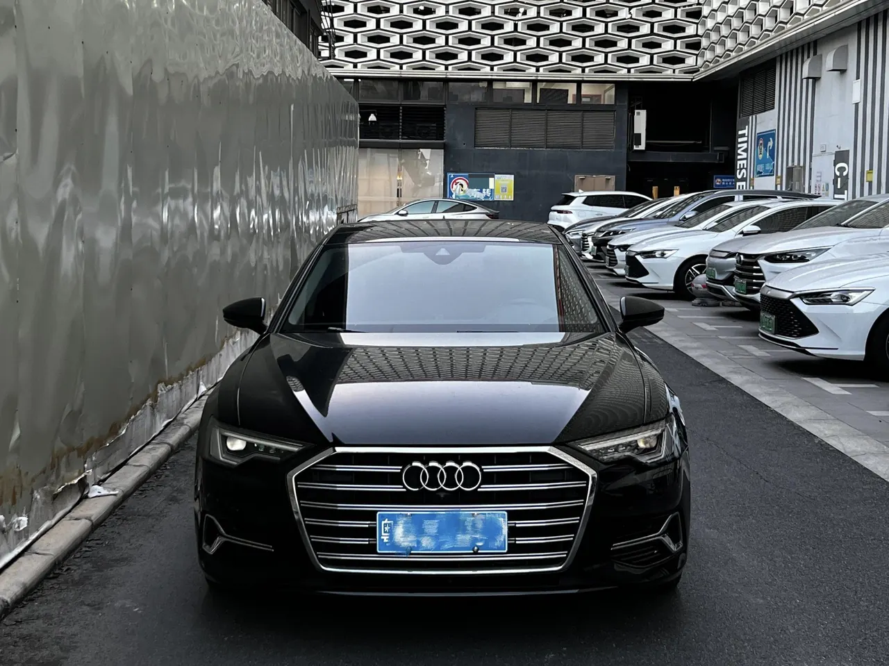 Audi 2023 A6L 2.0TFSI 45TFSI Zhenzhiya Automatic Gear 5