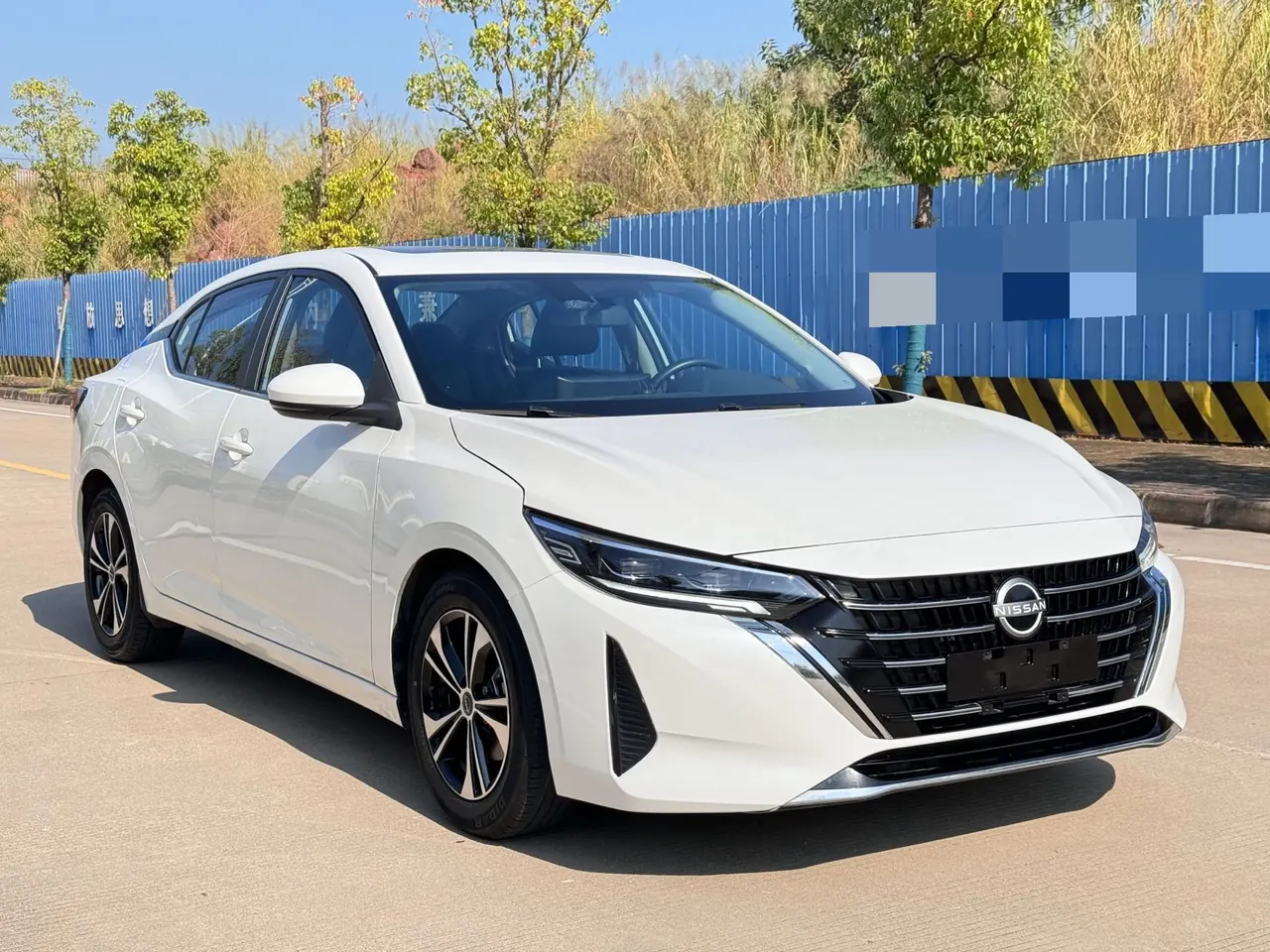 Nissan 2023 Sylphy 1.6 Stepless Pleasant Edition Automatic Gear 3