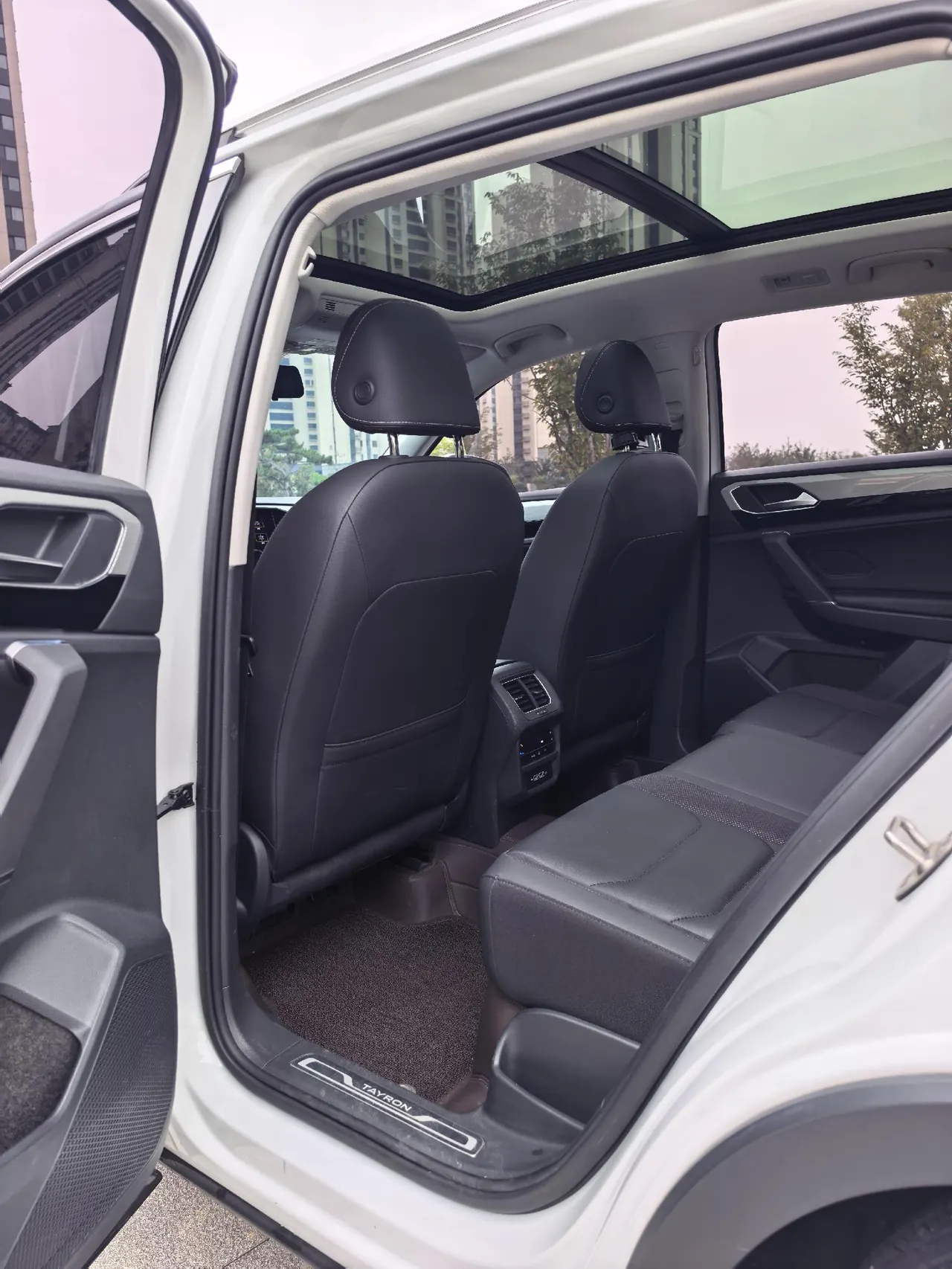 Volkswagen 2021 Tanyue 2.0TSI 330TSI Two-Drive Deluxe Smart Joint Edition Automatic Gear 9