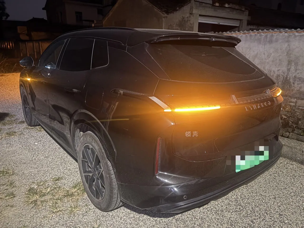 LYNK&amp;CO 2026 LYNK&amp;CO 08 EM-P 1.5T 160 Long Endurance Max Automatic 3
