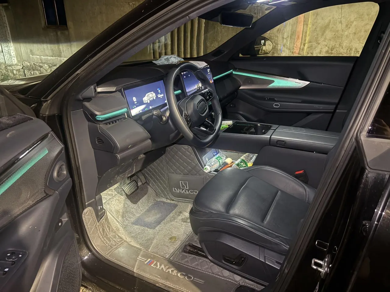 LYNK&amp;CO 2026 LYNK&amp;CO 08 EM-P 1.5T 160 Long Endurance Max Automatic 6