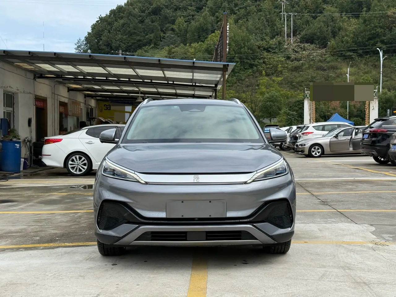 BYD Yuan PLUS 2022 Yuan PLUS 430KM Honorable Automatic Gear 2