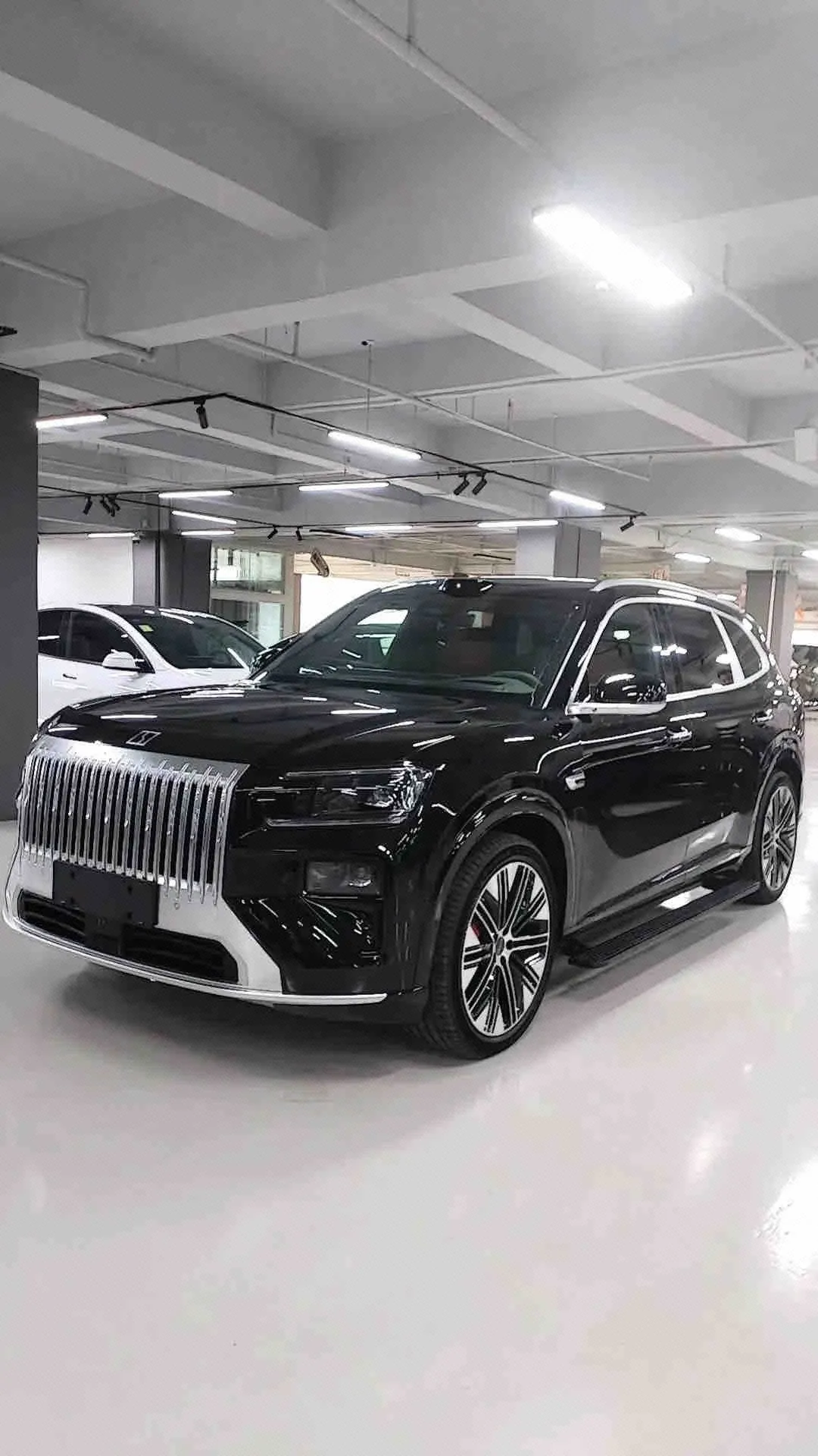 Zeekr 2026 Zeekr 8X 2.0T Ultra Edition 70kWh Automatic - View 1