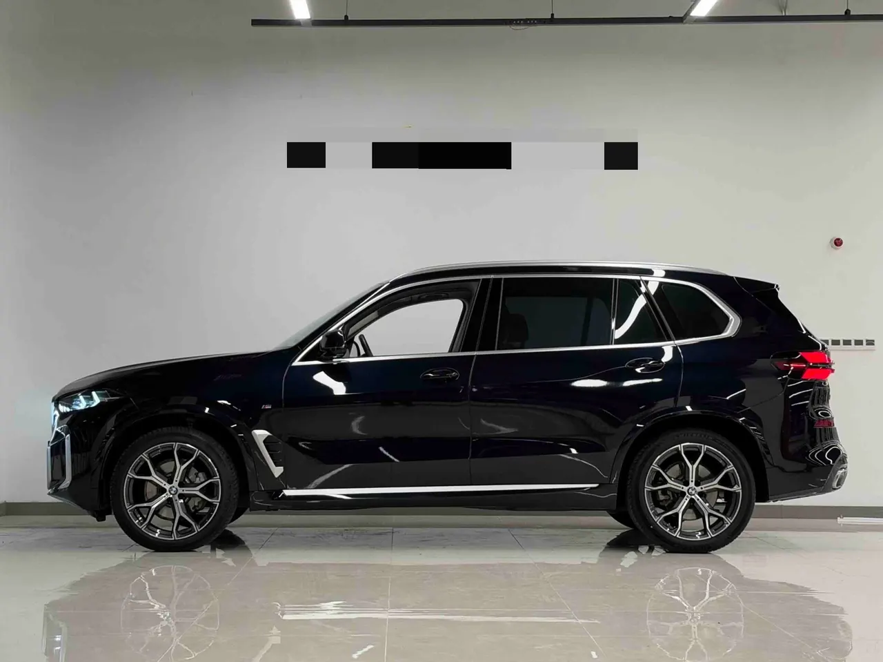 BMW 2023 X5 xDrive30Li 48V 2.0T exclusive M sports suit automatic gear 7