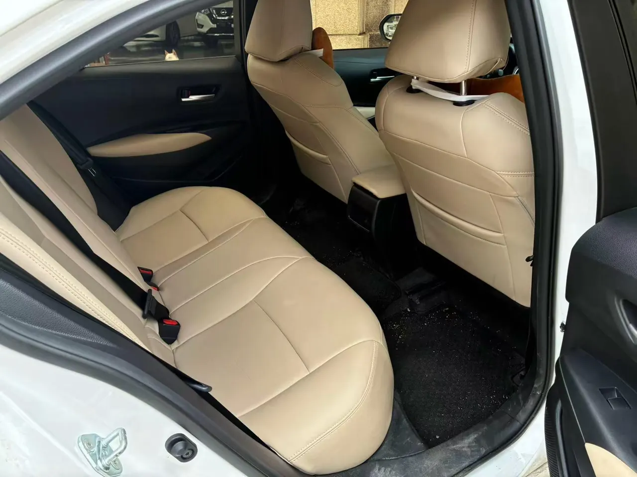 Toyota 2023 corolla 1.2T stepless elite version of automatic gear 4