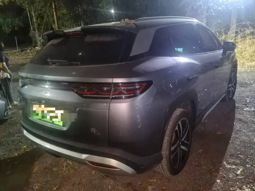 BYD 2024 Song L DM-i 1.5 Stepless 112km Exceed Automatic Transmission 7