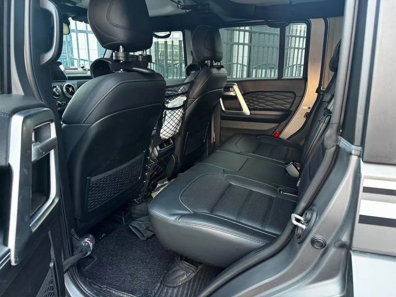 Beijing 2022 BJ40 2.0T Four-wheel Drive Ring Tower Champion Edition Automatic Gear 3