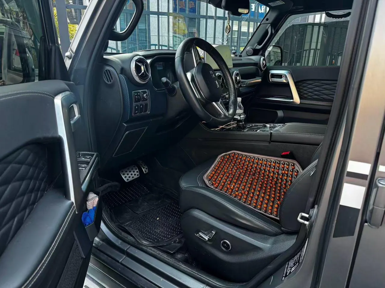 Beijing 2022 BJ40 2.0T Four-wheel Drive Ring Tower Champion Edition Automatic Gear 4
