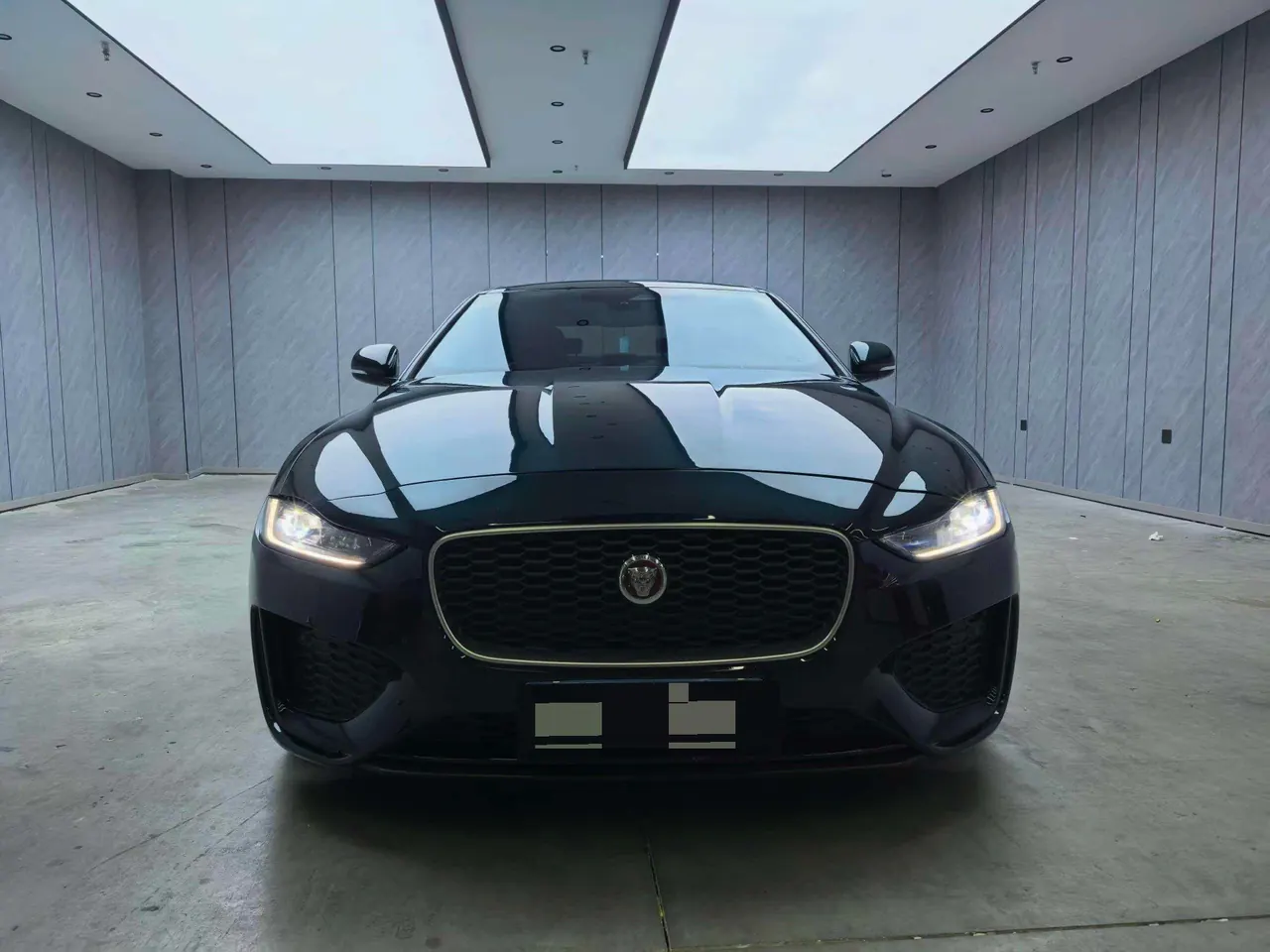 Jaguar 2022 XEL 2.0T 250PS R-DYNAMIC S Enterprising Sports Edition Automatic Gear 2