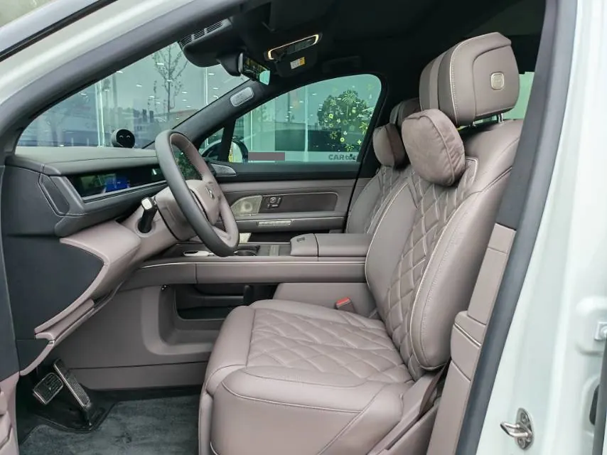 NIO 2026 ES8 6-seat executive deluxe automatic gear 6