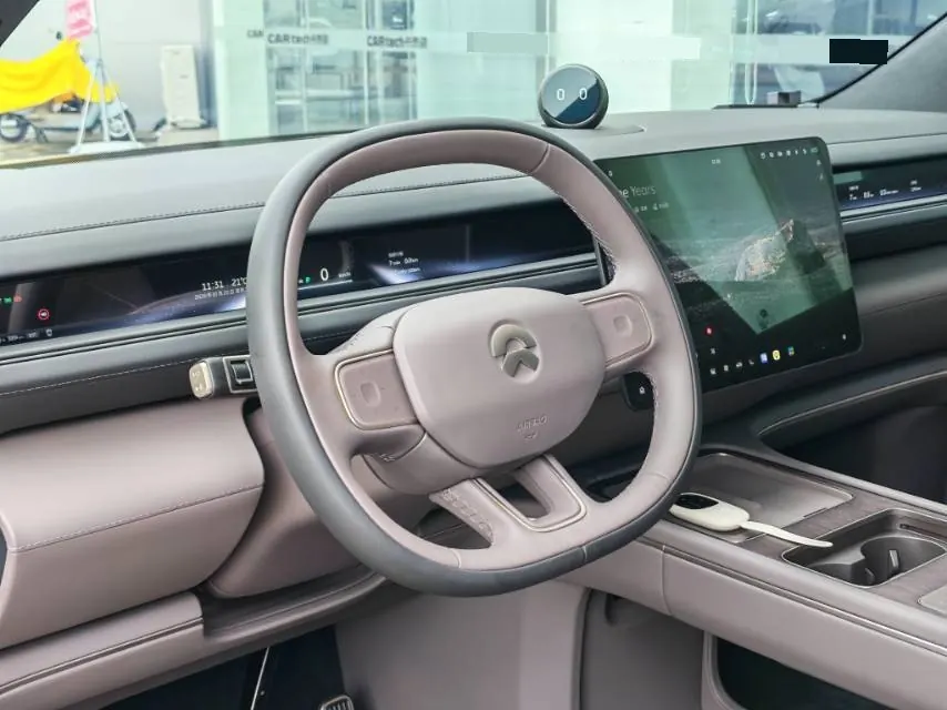 NIO 2026 ES8 6-seat executive deluxe automatic gear 8