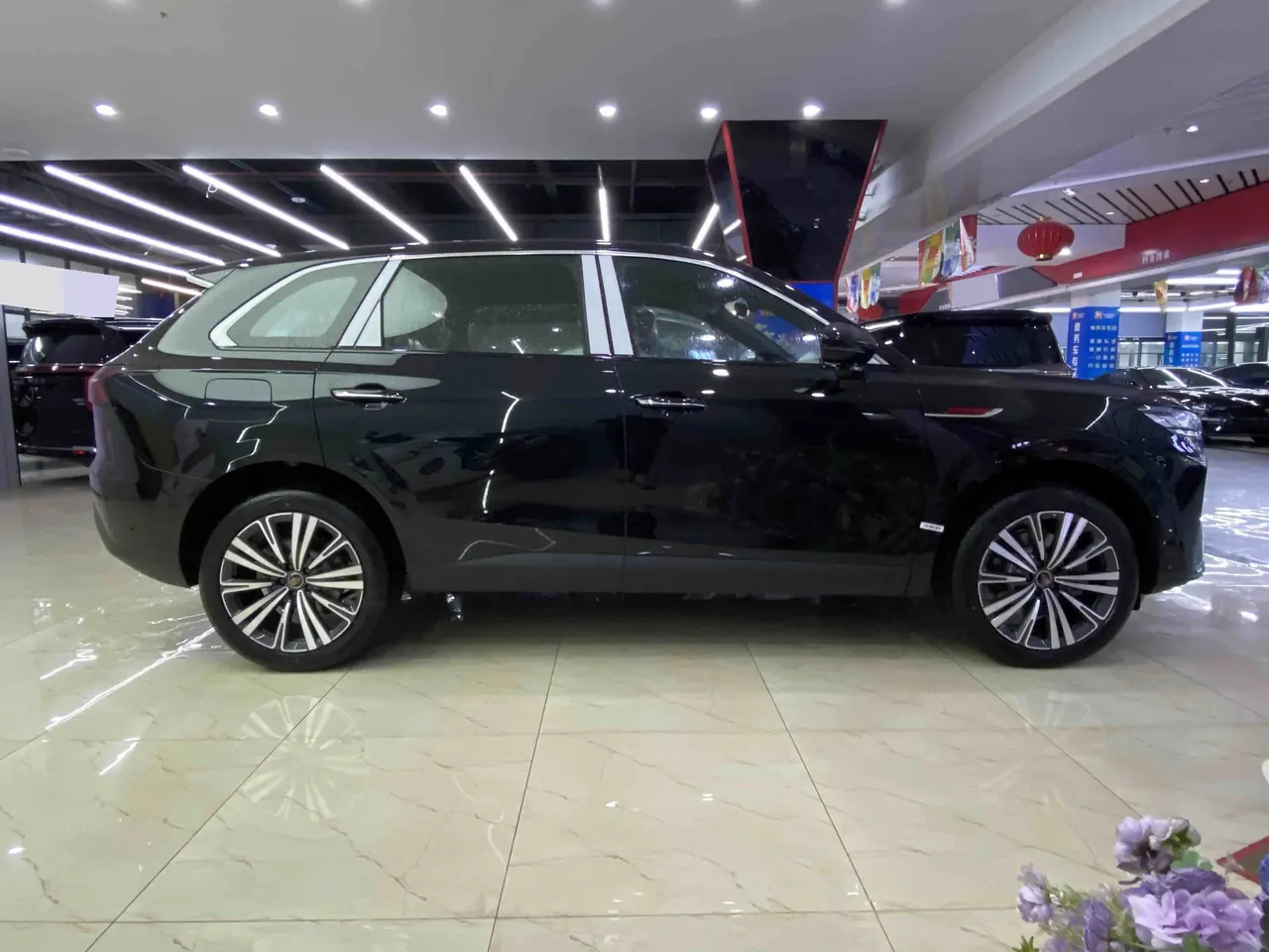 HongQi 2026 HS6 PHEV 1.5T 240 Smart Hybrid Automatic Gear 6