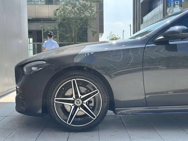 Mercedes Benz Class C 2024 C 260 L 48V 1.5T Hao Night Sports Edition (Modified II) Automatic Gear 4