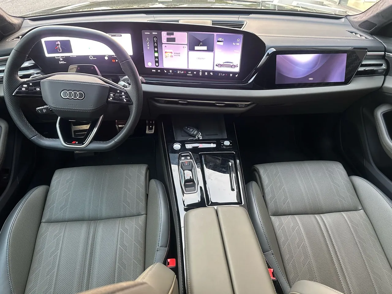 Audi 2026 A6L 2.0T Quattro Enjoy Dynamic Automatic 5