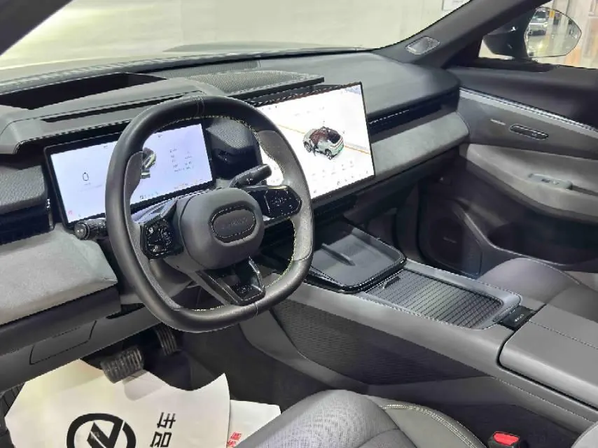 LYNK&amp;CO 2023 LYNK&amp;CO 08 EM-P 1.5T 220km four-wheel drive performance Halo automatic gear 4