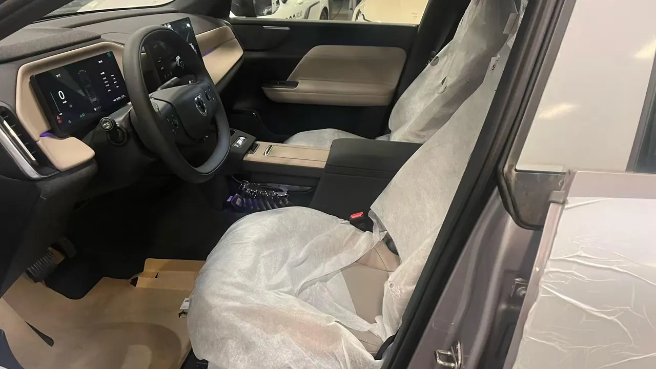 Volvo 2026 XC70 1.5T 4-wheel drive long endurance Core automatic gear 2