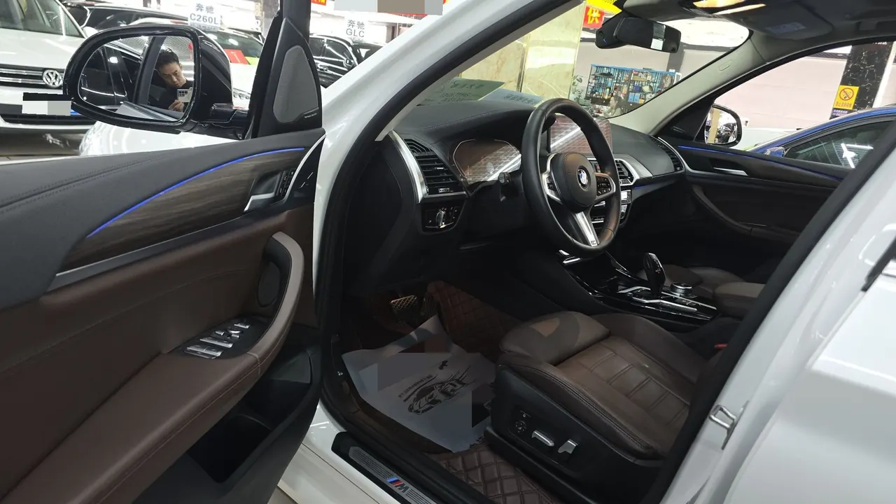 BMW 2021 X3 xDrive28i 2.0T M sports suit (changed) automatic gear 3