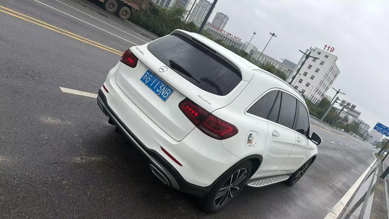 Mercedes Benz 2020 GLC 300 L 4MATIC 2.0T Dynamic (Modified) Automatic Gear 3