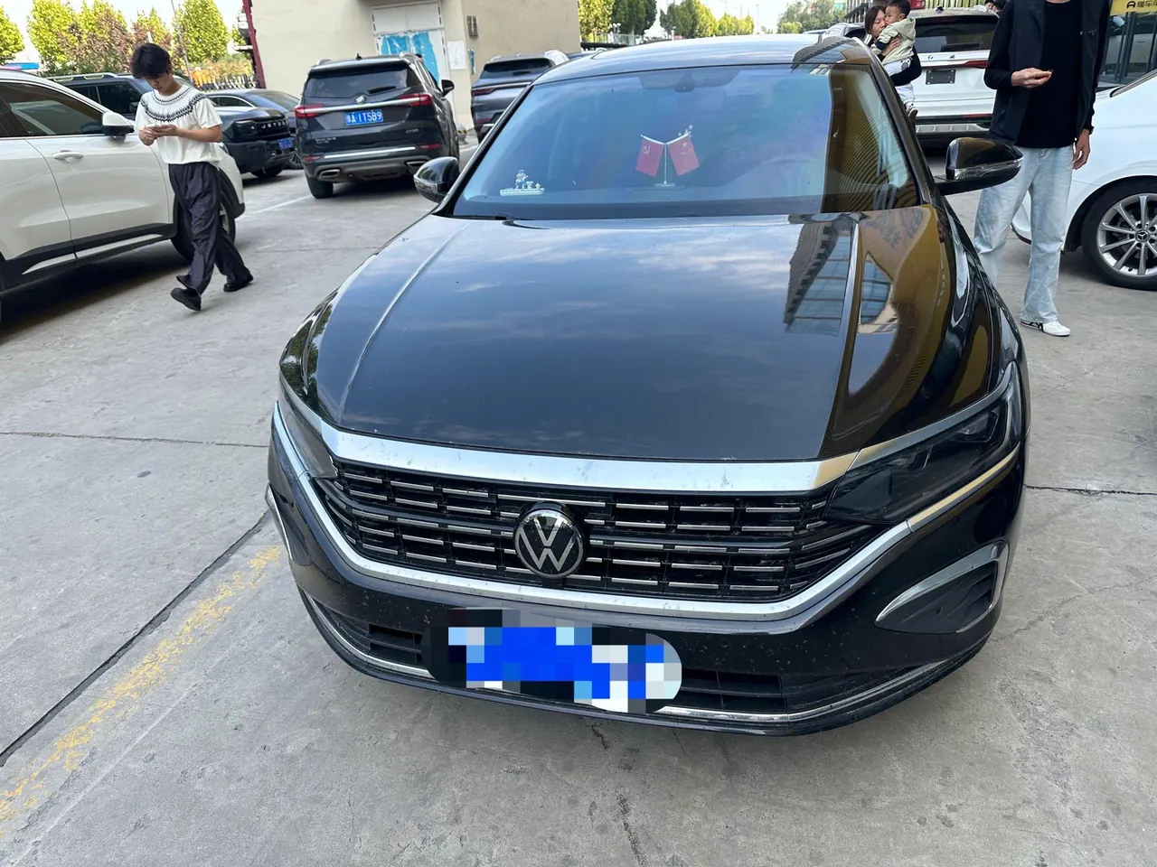Volkswagen 2024 Passat 2.0TSI 330TSI Elite Edition Automatic 3