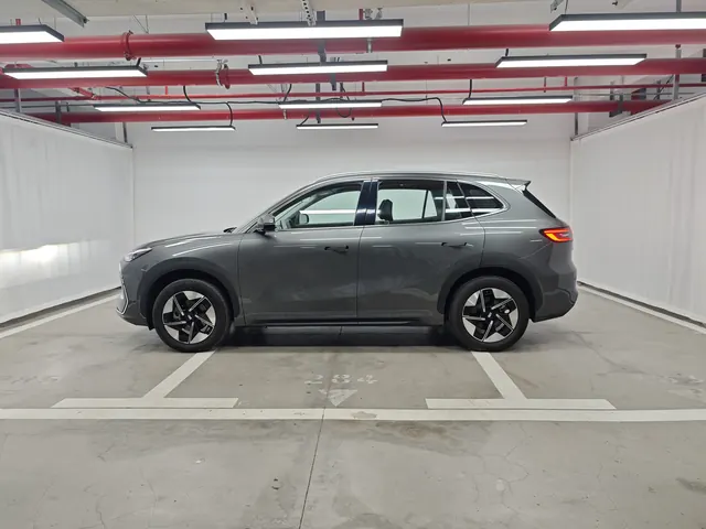 Geely Galaxy 2026 E 5 610km Discovery Edition Automatic Gear 3