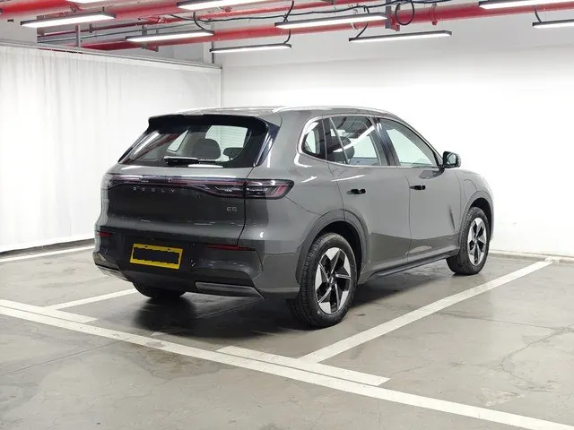 Geely Galaxy 2026 E 5 610km Discovery Edition Automatic Gear 4
