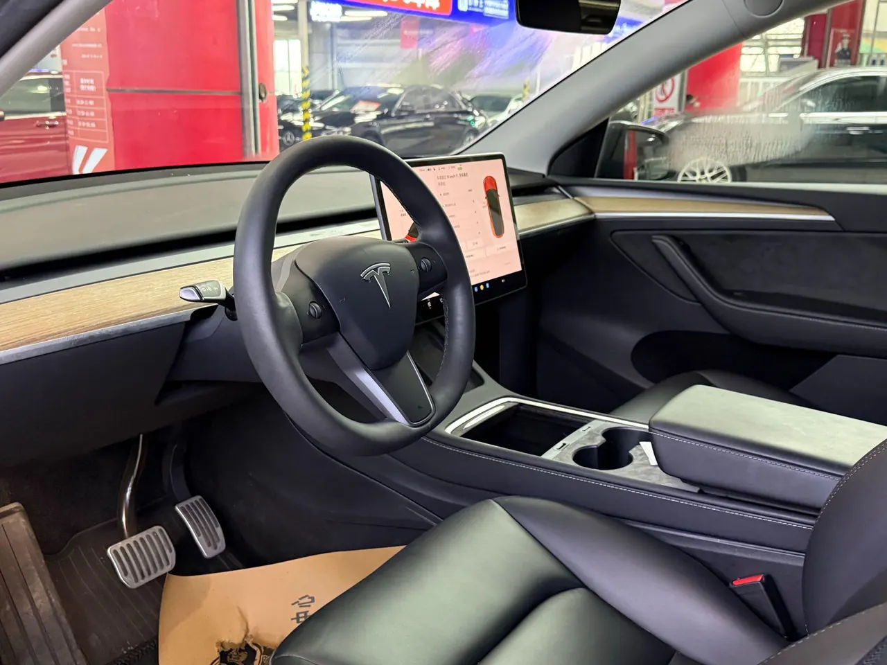 Tesla 2022 Model Y rear-wheel drive version (facelift) automatic gear 3
