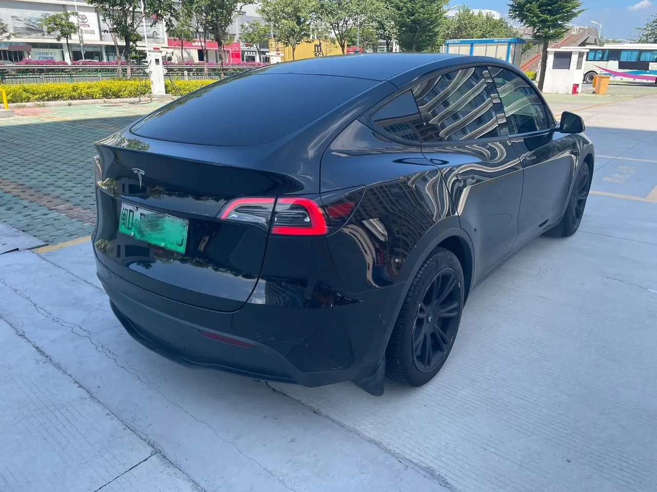 Tesla 2022 Model Y rear-wheel drive version (facelift) automatic gear 4