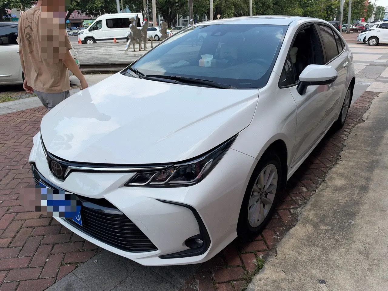 Open image lightbox: Toyota 2021 corolla 1.2T stepless elite PLUS version of automatic gear