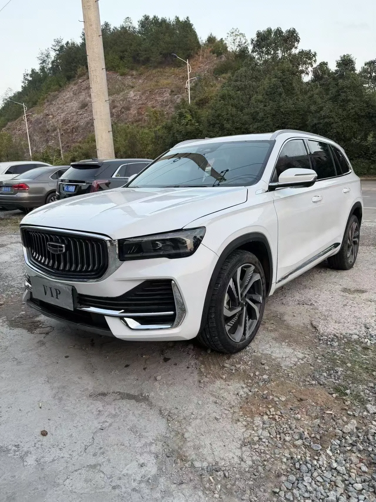 Geely 2024 XingyueL (Monjaro) 2.0TD High Power Two-Drive Enovate Edition Automatic Transmission - View 1