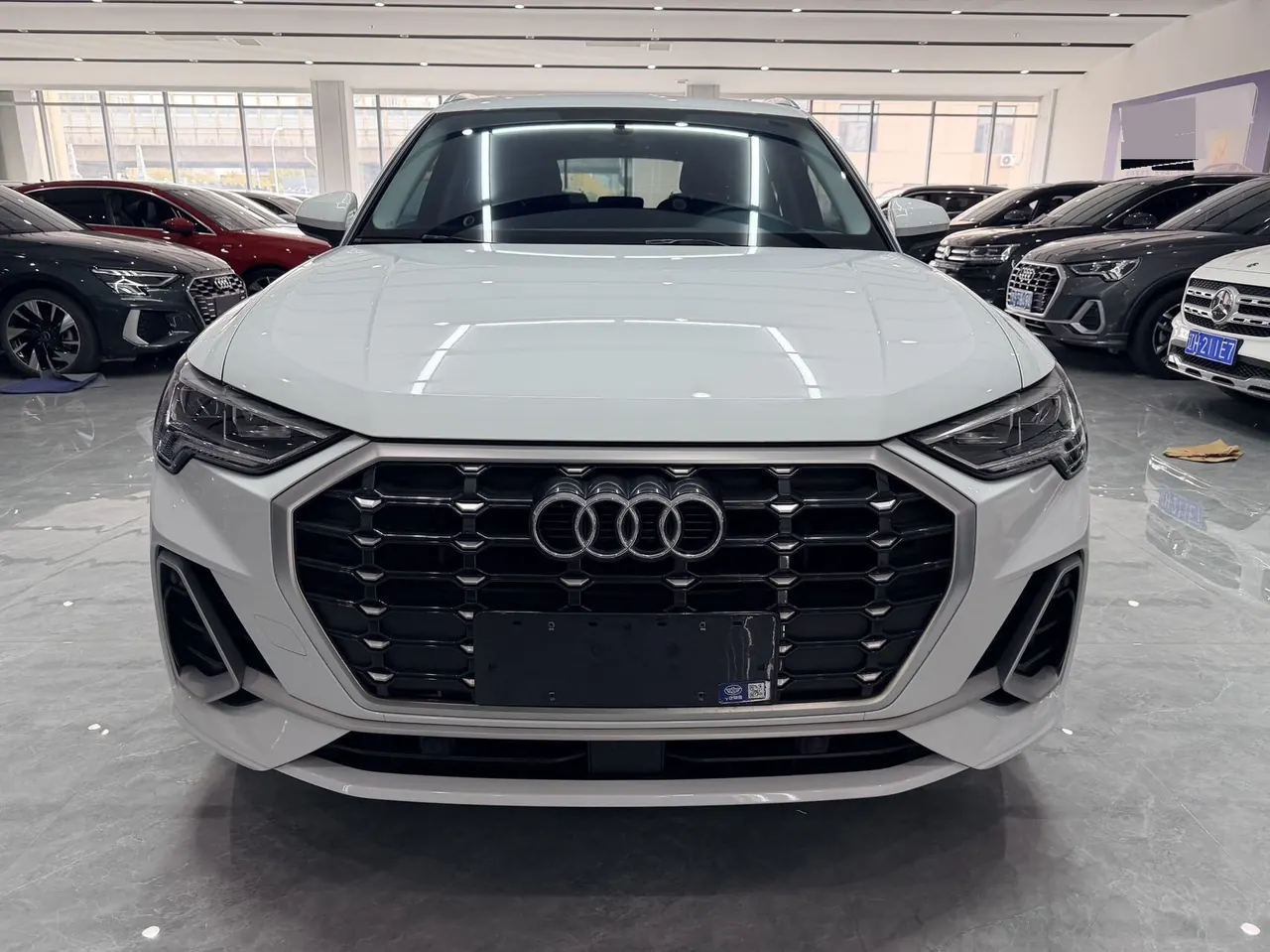 Audi 2022 Q3 1.4TFSI 35TFSI Fashion Dynamic Automatic 2