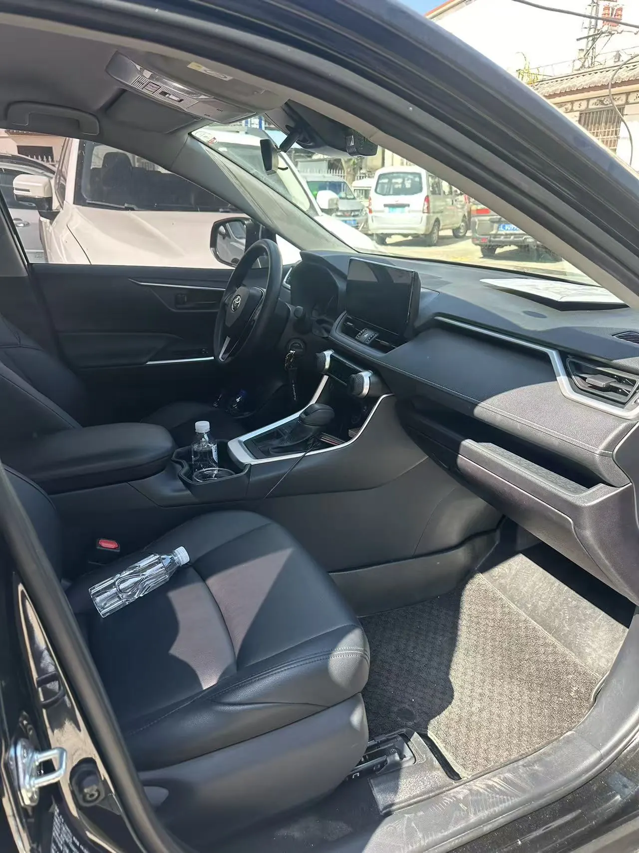 Toyota 2024 Wilanda 2.0 Stepless Two-Drive Leading Edition Automatic Gear 4