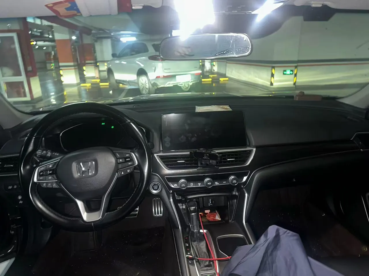Honda 2022 10th Generation Accord 1.5T Stepless 260TURBO Magic Night Premium Edition Automatic Gear 3