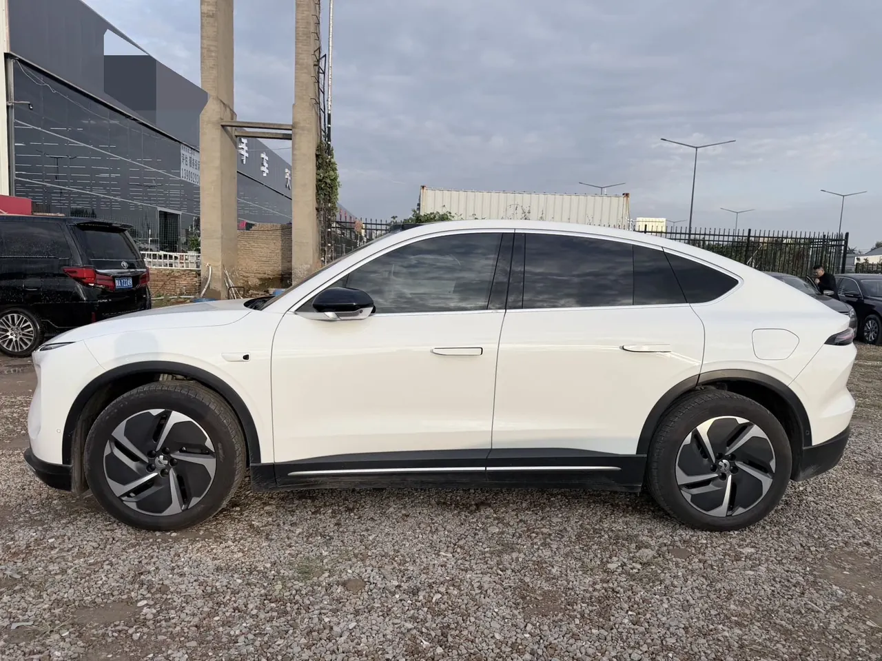 NIO 2024 EC6 75kWh automatic transmission 5
