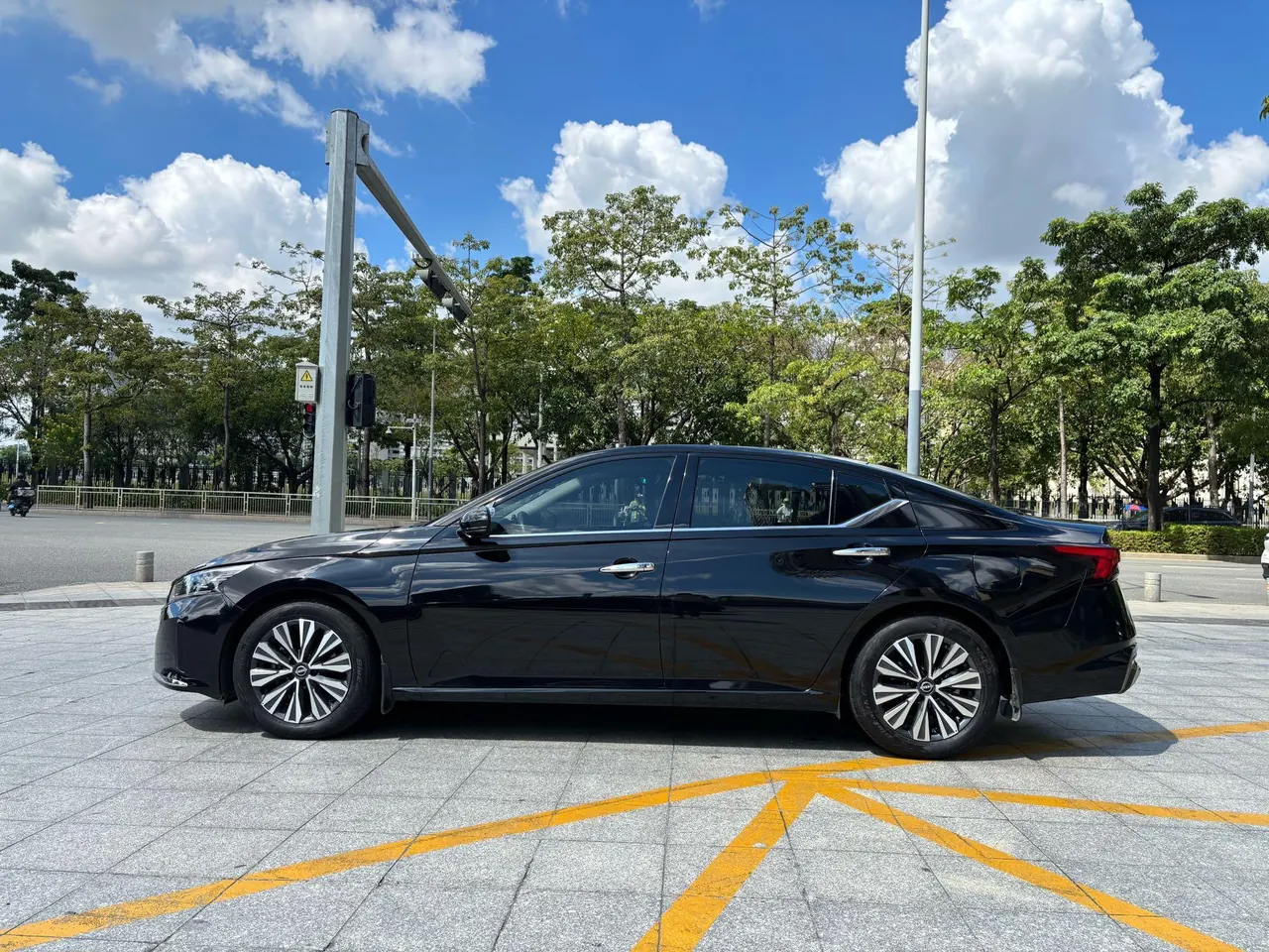 Nissan 2022 Teana 2.0 Stepless XL-TLS Pleasant Edition Automatic Gear 5