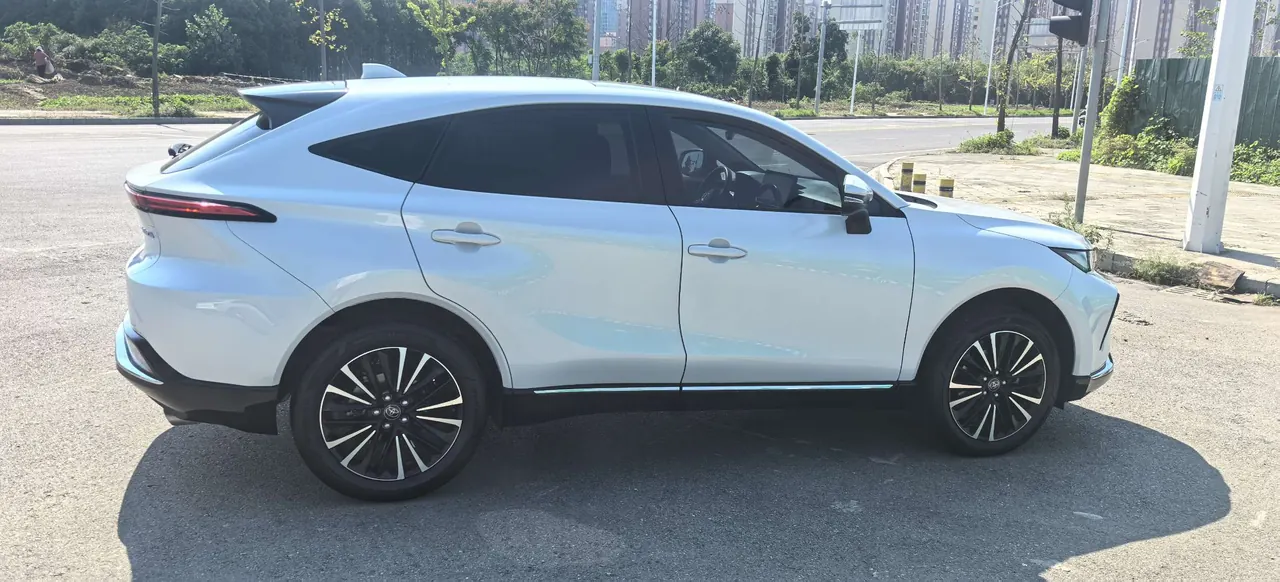 Toyota 2022 Weisa 2.0 Stepless Two-Drive Premium Edition Automatic Gear 7