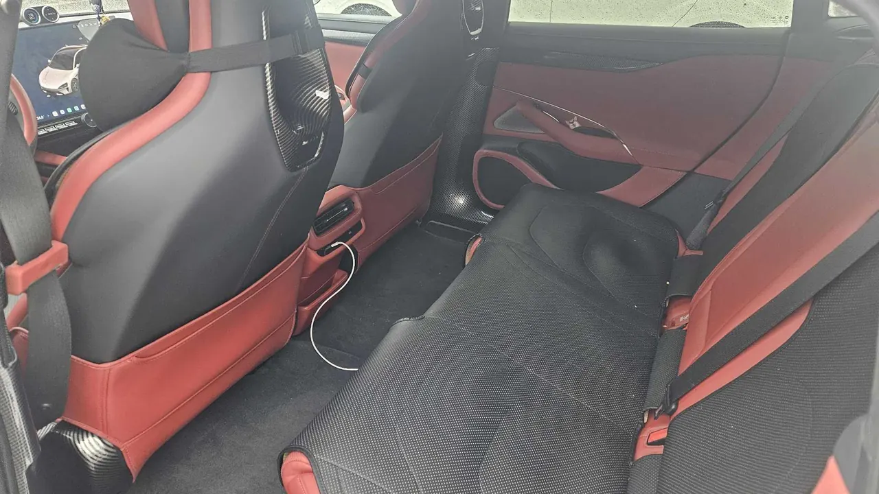 MI 2024 SU 7 800km 4-wheel drive ultra-long endurance high-end smart driving Max version automatic gear 8