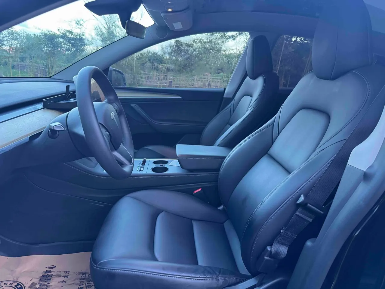Tesla 2022 Model Y rear-wheel drive version (facelift) automatic gear 4