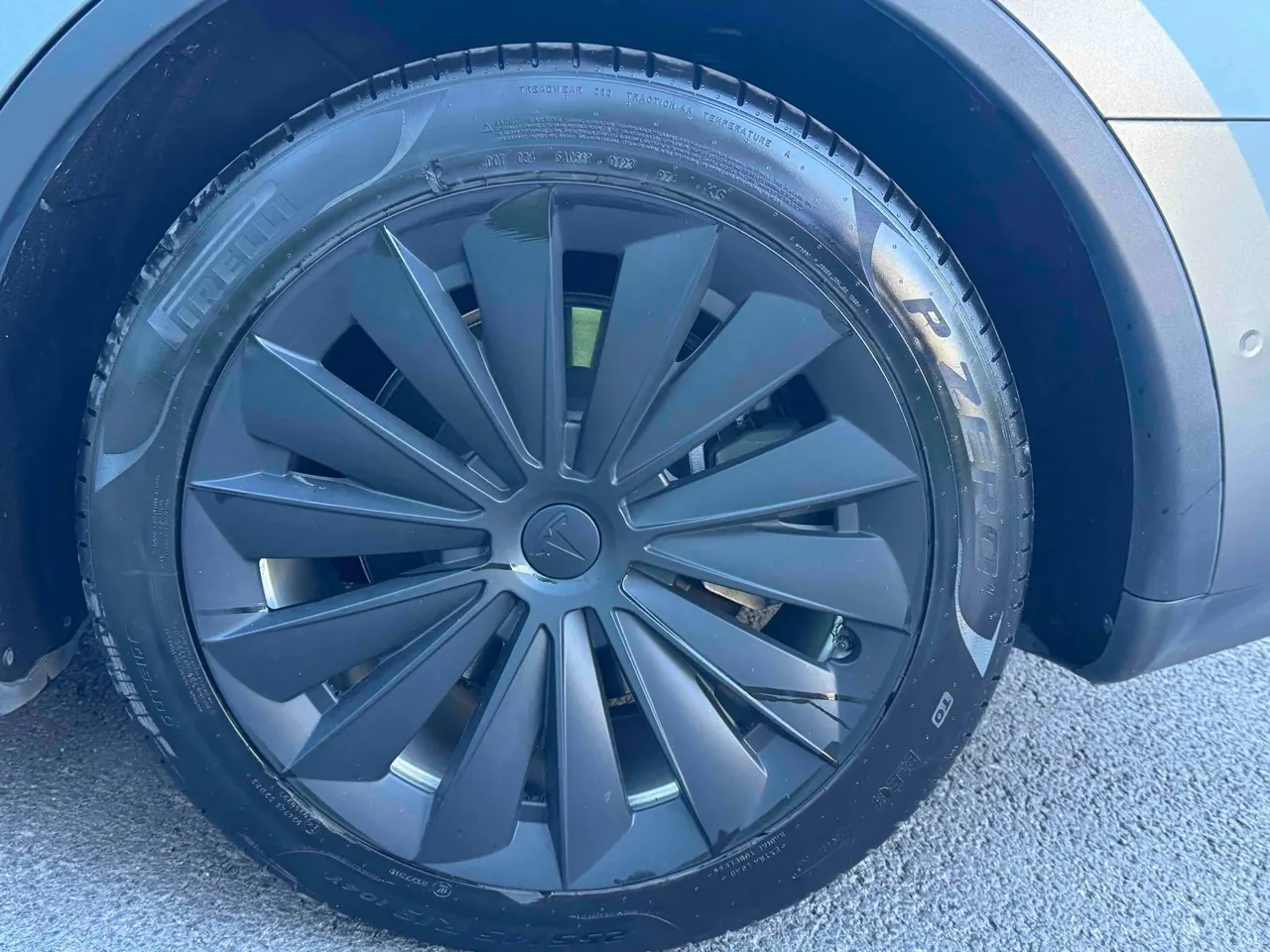 Tesla 2022 Model Y rear-wheel drive version (facelift) automatic gear 8