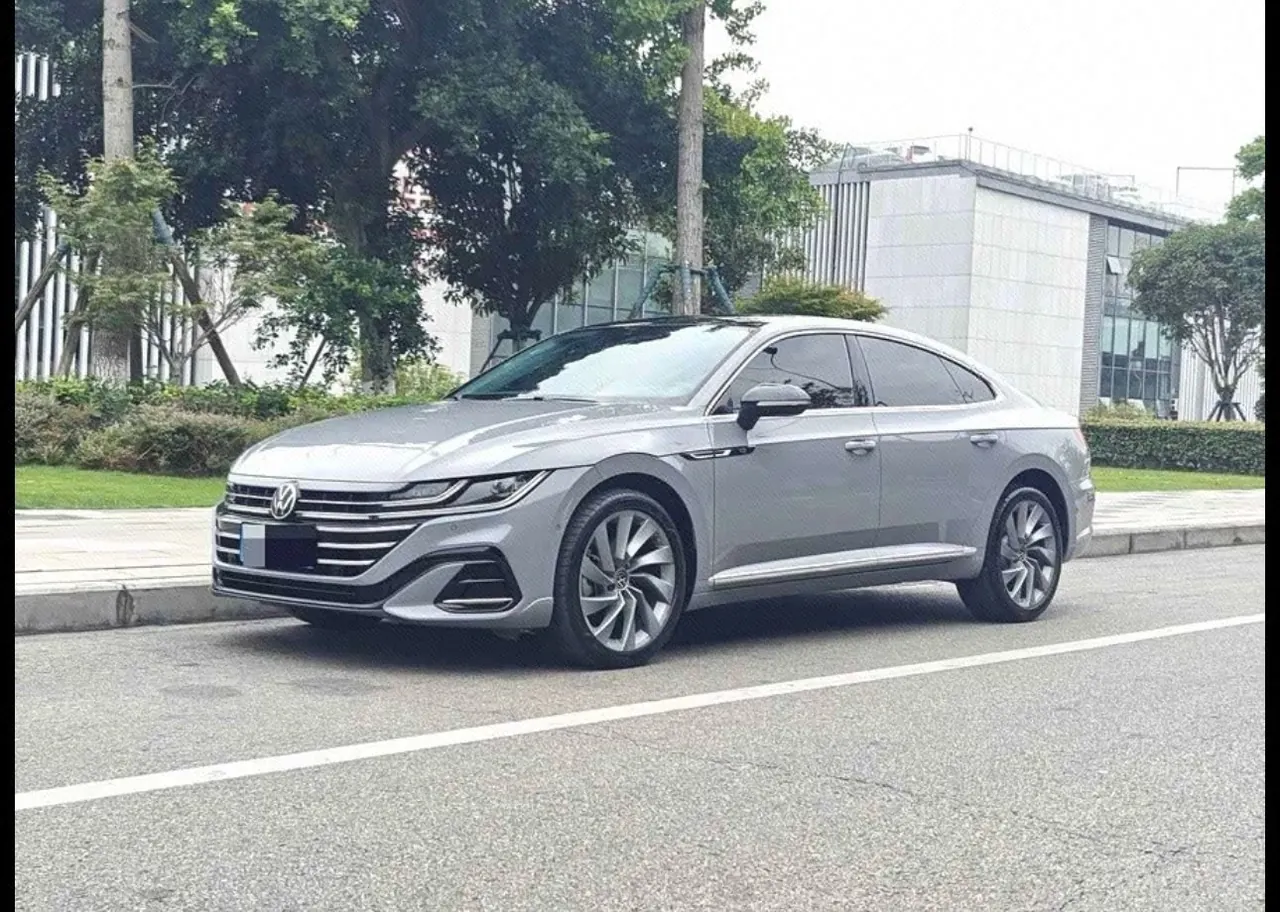 Открыть галерею: Volkswagen 2021 CC 2.0TSI 380TSI eye-catching automatic gear