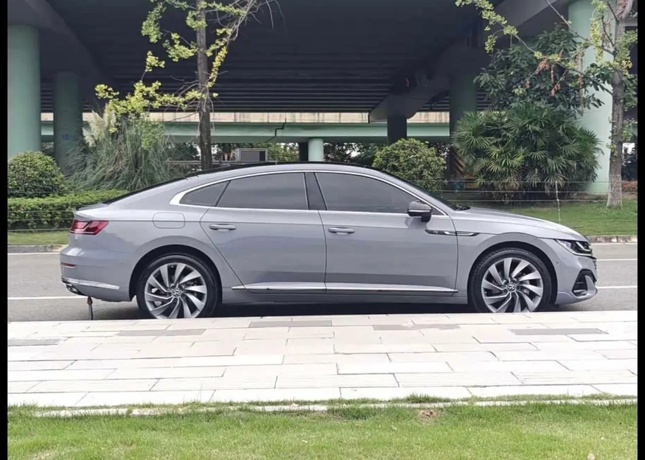 Volkswagen 2021 CC 2.0TSI 380TSI eye-catching automatic gear 3