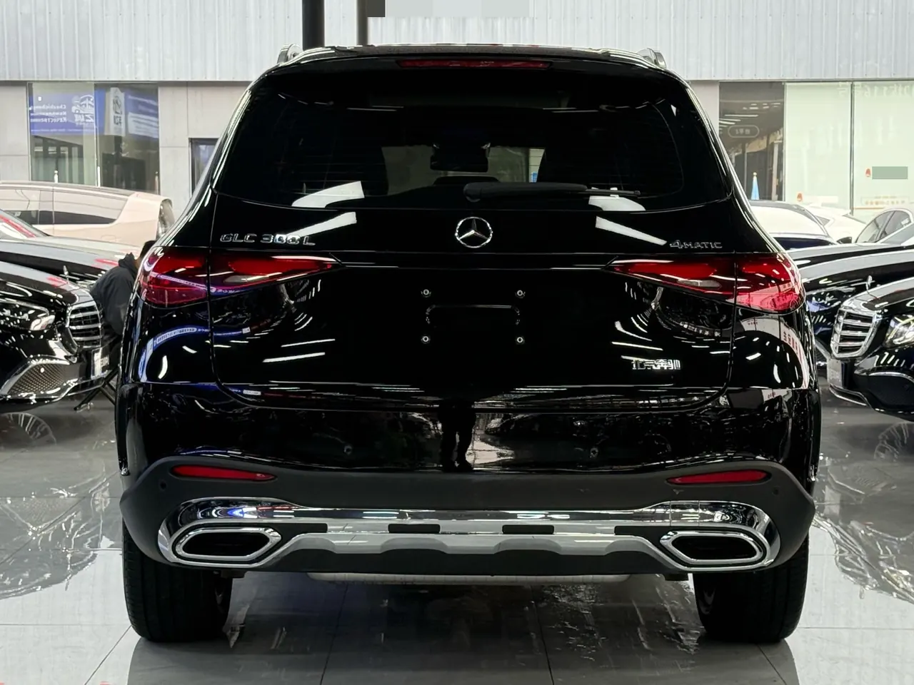 Mercedes Benz 2023 GLC 300 L 4MATIC 48V 2.0T dynamic 7-seat automatic gear 8