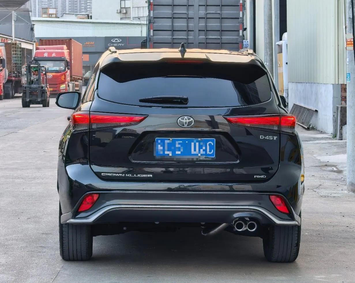 Toyota 2022 Crown Land Release 2.0T Premium Edition Automatic Gear 4