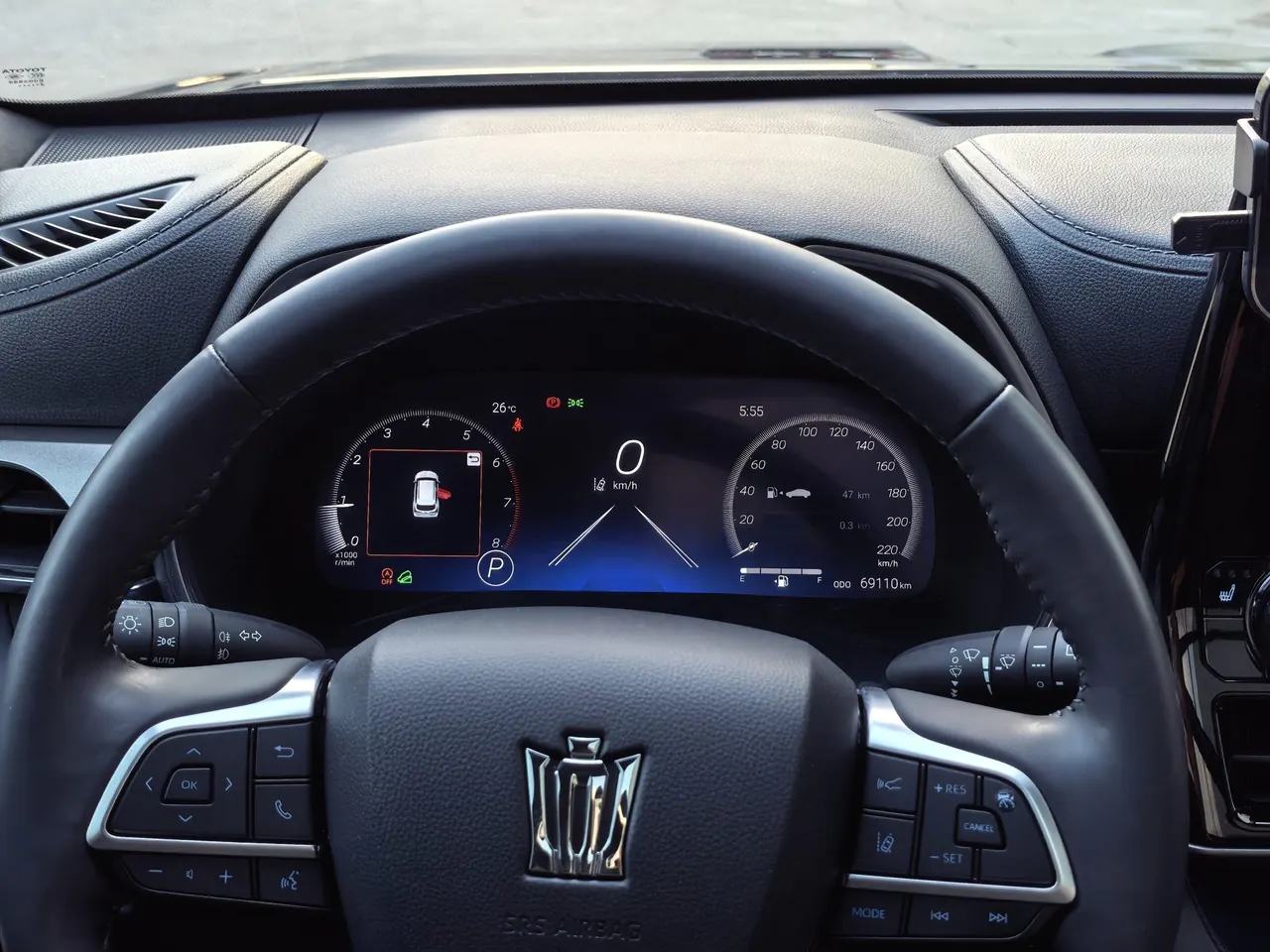 Toyota 2022 Crown Land Release 2.0T Premium Edition Automatic Gear 9