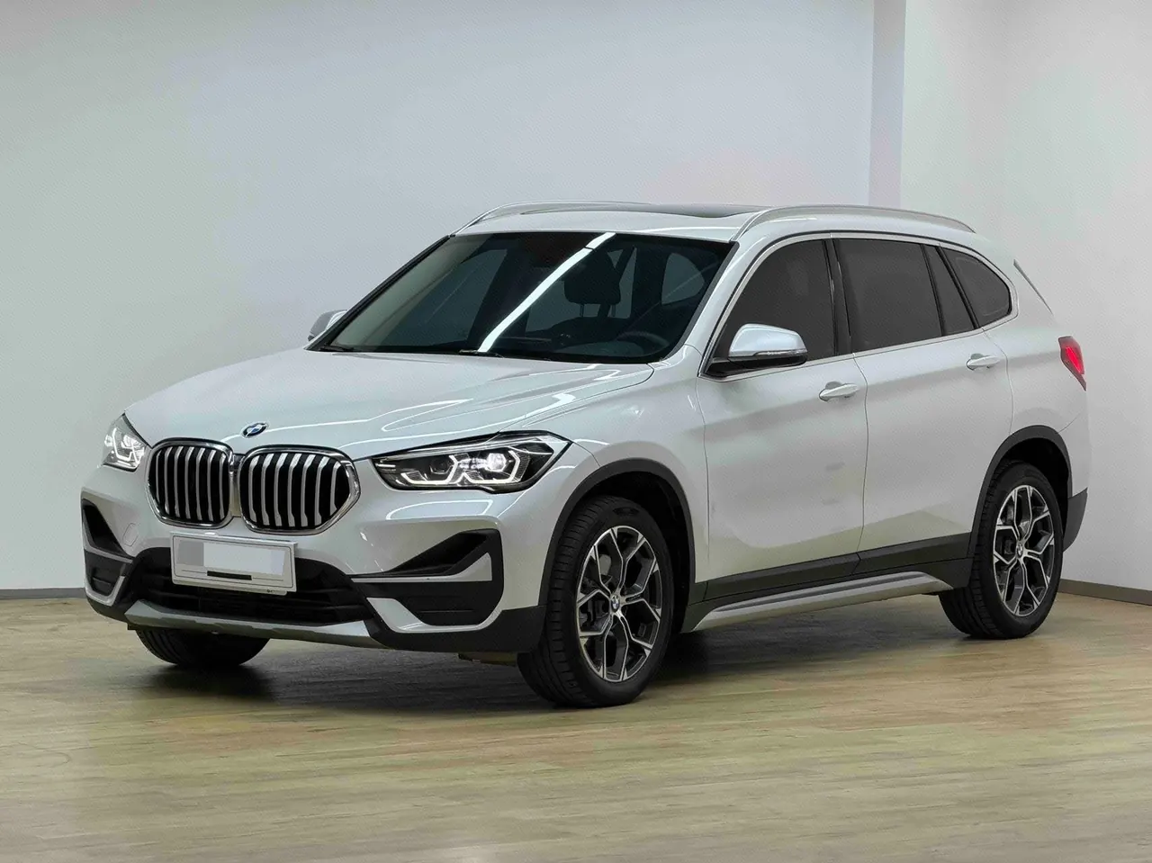 BMW 2022 X1 sDrive25Li 2.0T Leading Automatic Gear - View 1