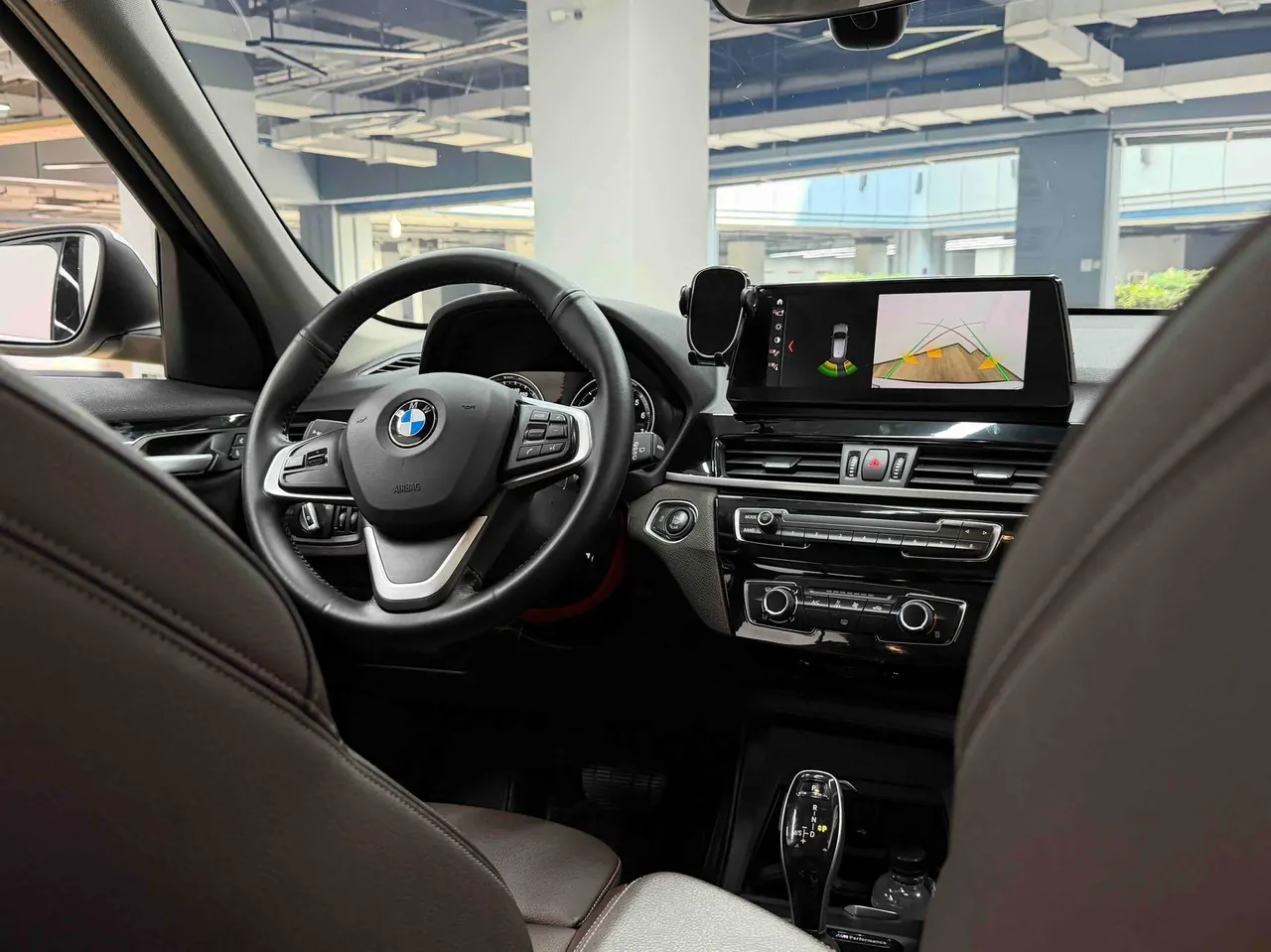 BMW 2022 X1 sDrive25Li 2.0T Leading Automatic Gear 6