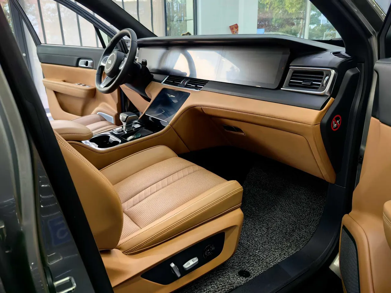 Li 2020 ONE 1.2T extended range 6-seat automatic gear 10