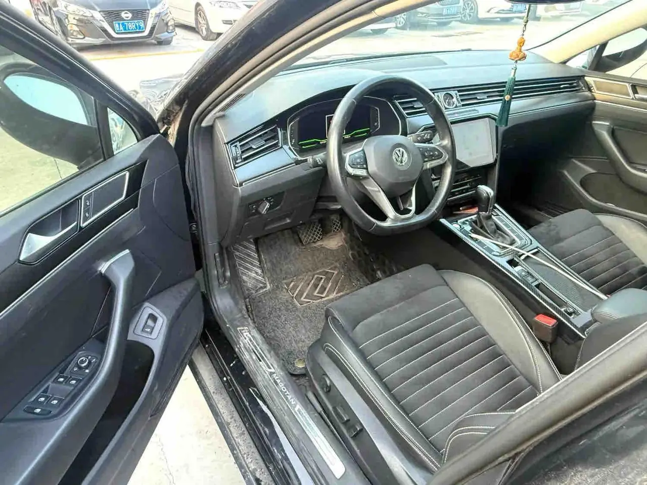 Volkswagen 2020 Magotan 2.0TSI 330TSI luxury automatic transmission 5