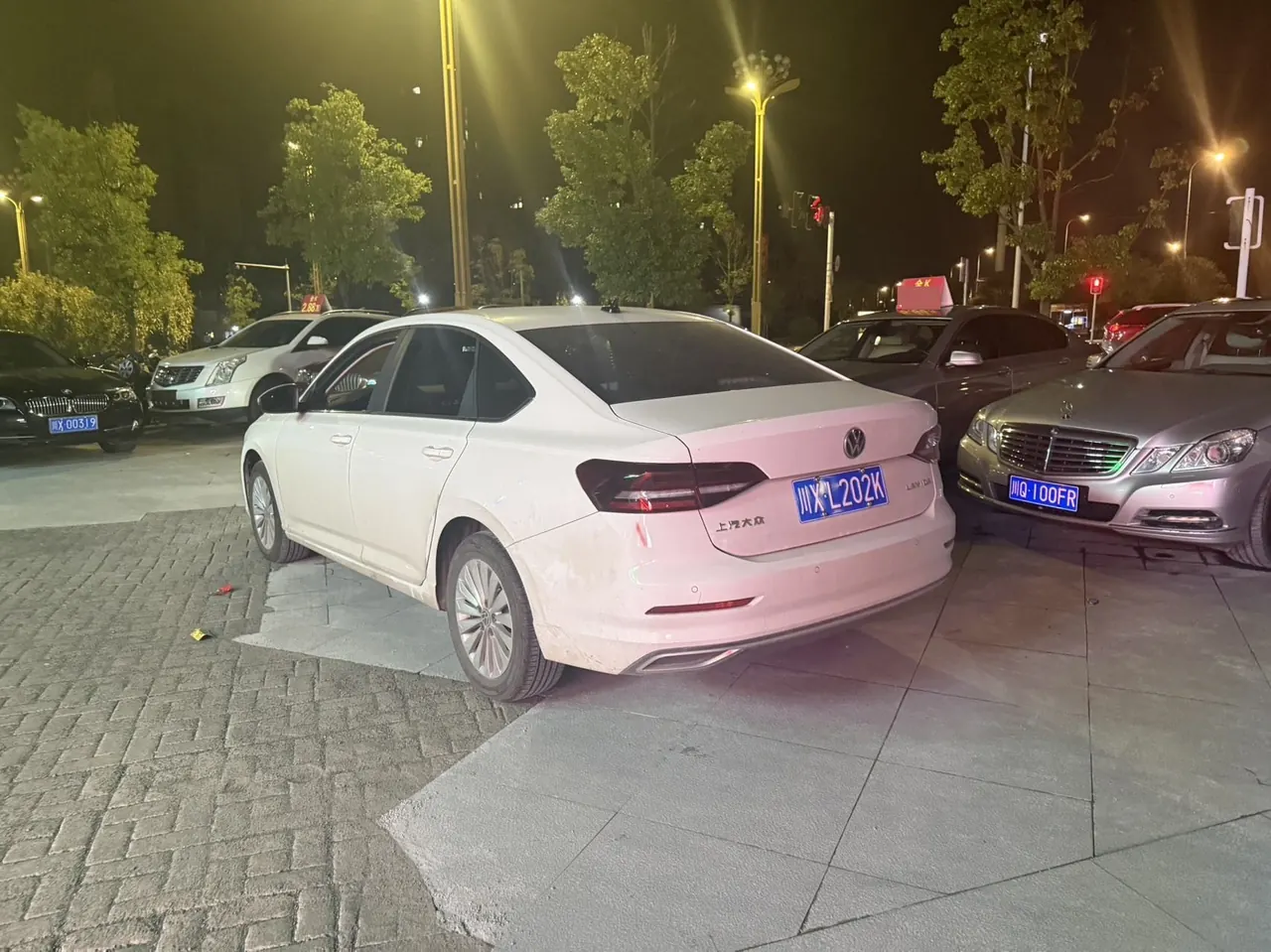 Volkswagen 2022 Lavida 1.5 Comfort Edition Automatic Gear 3