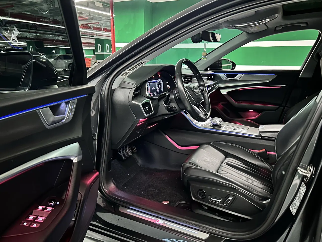 Audi 2023 A6L 2.0TFSI 45TFSI Zhenzhiya Automatic Gear 6